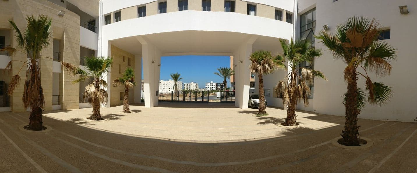 Cour d'entrée de l'ISIMa
